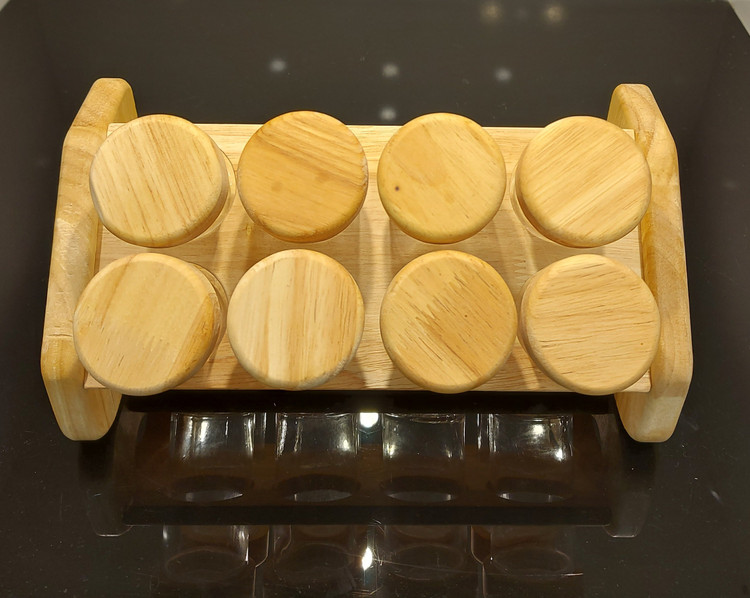 ۸ تایی قیمت ۱/۱۰۰۰۰۰